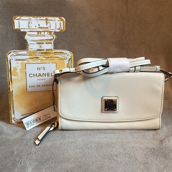 🖤🤍DOONEY & BOURKE🖤🤍Off White Saffiano Clutch Wallet/Crossbody - Picture 1 of 9